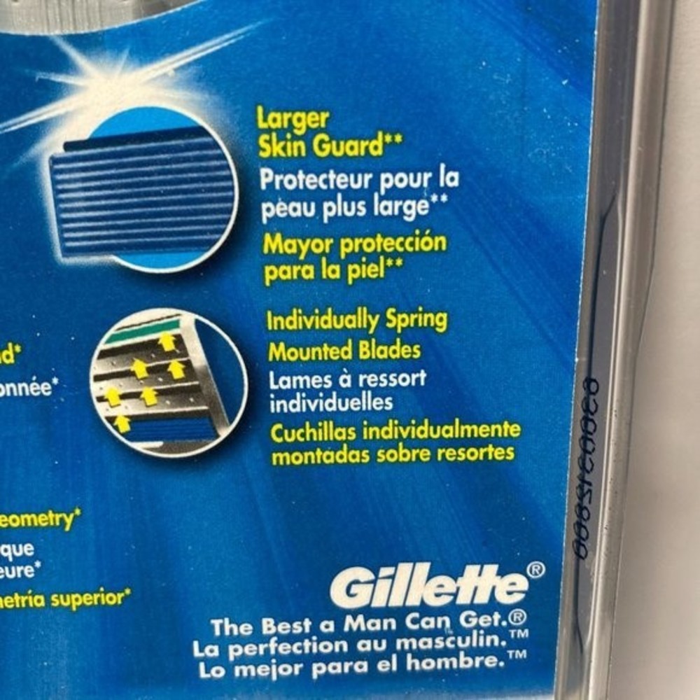 Gillette Mach 3 Turbo Men's Razor - Picture 10 of 16